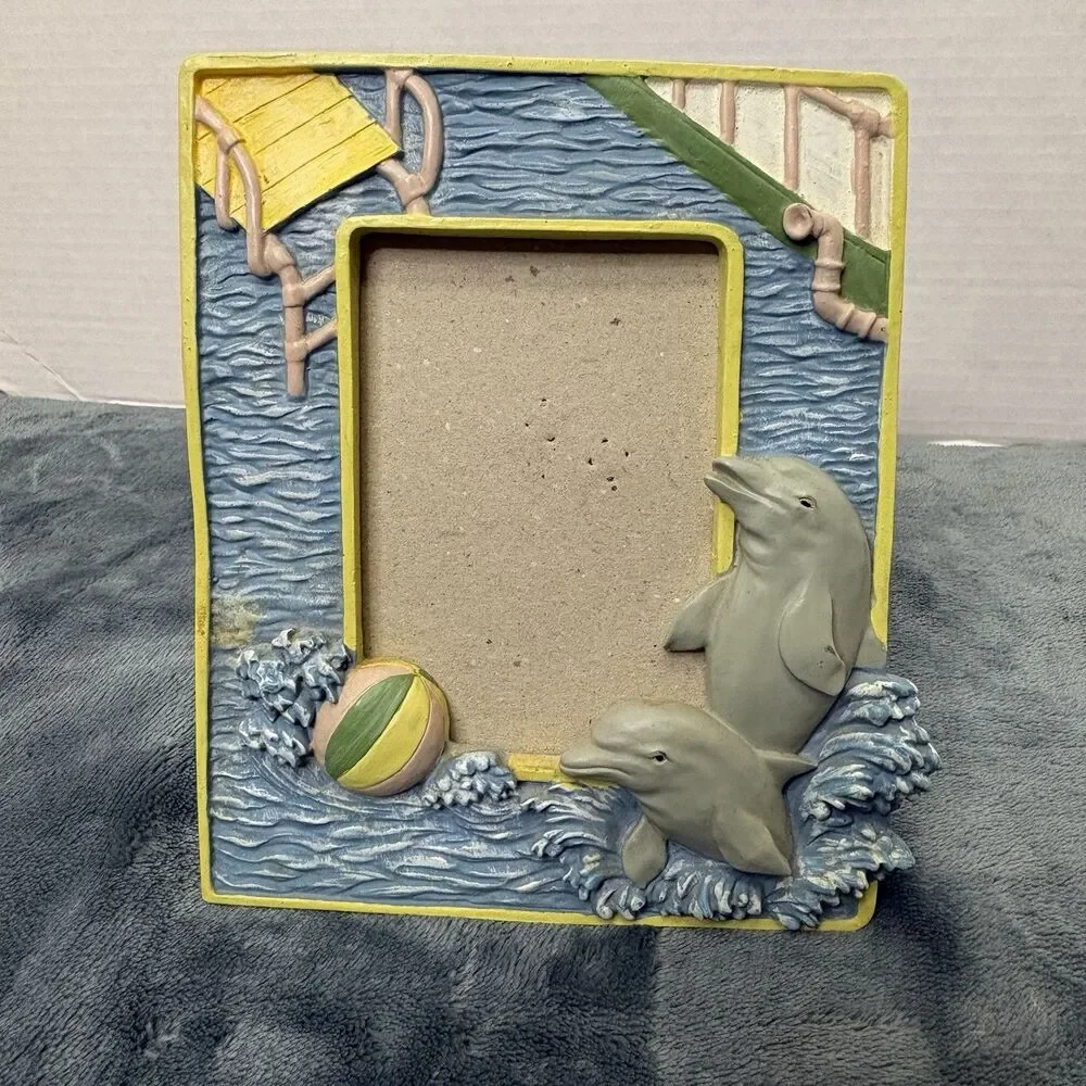 Dolphin Themed Poly Resin 3D Picture Frame 3x5